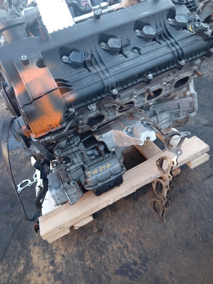 2012 HYUNDAI GENESIS 8cyl Gasoline 4.6 ENGINE ASSEMBLY - 265848 — photo 3