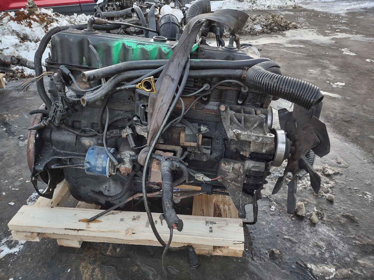 1999 JEEP CHEROKEE 6cyl Gasoline 4.0 ENGINE ASSEMBLY - 267558 — photo 2