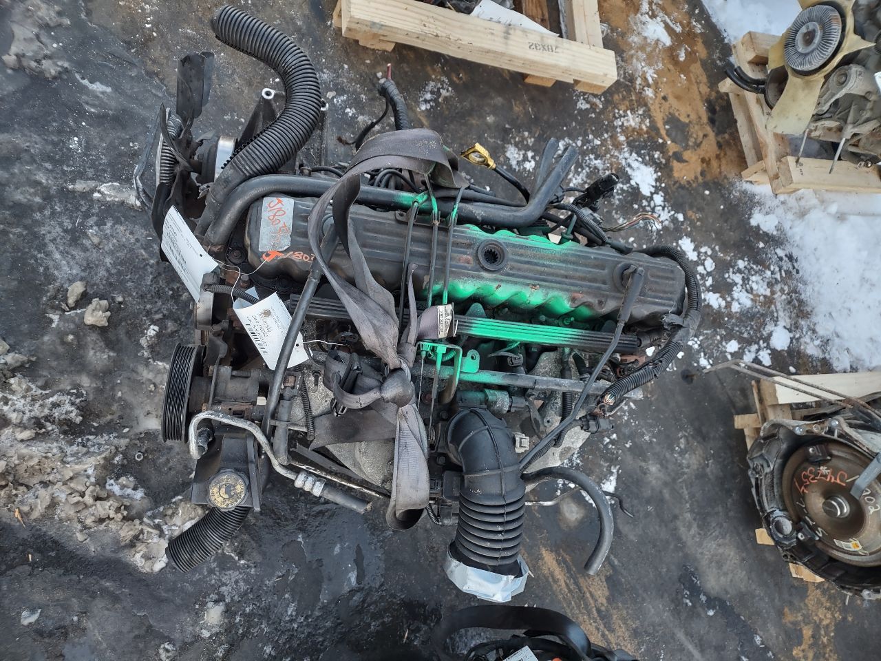1999 JEEP CHEROKEE 6cyl Gasoline 4.0 ENGINE ASSEMBLY - 267558 — photo 3