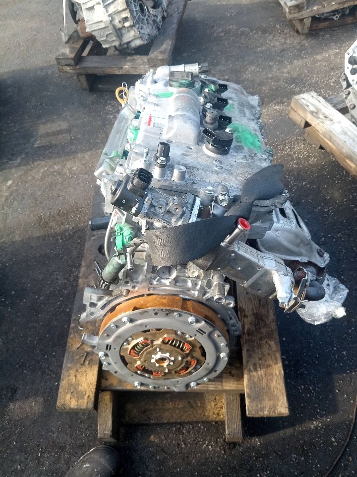 2014 TOYOTA PRIUS 4cyl Hybrid 1.8 ENGINE ASSEMBLY - 268023 — photo 7