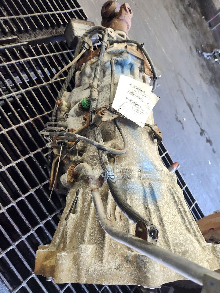 2015 NISSAN NV 2500 8cyl Gasoline 5.6 Transmiss,Transaxle - 268048 — photo 2