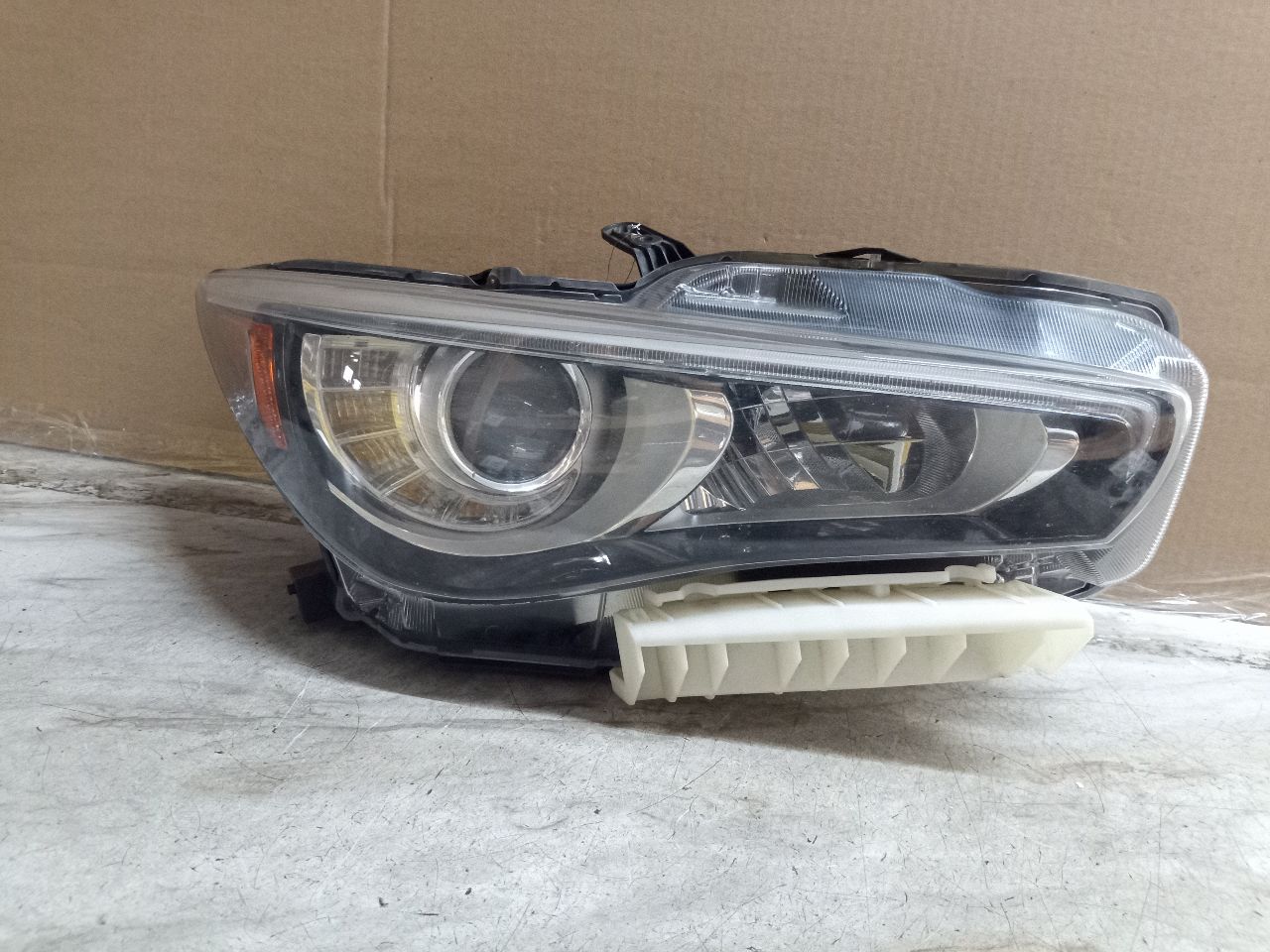 2020 INFINITI Q50 3.0L 6cyl Turbo Gasoline Right HEADLAMP ASSEMBLY - 268150