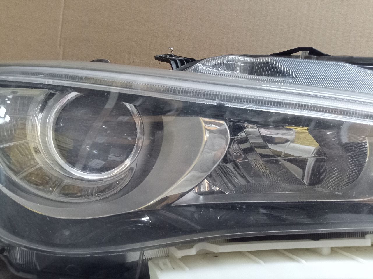 2020 INFINITI Q50 3.0L 6cyl Turbo Gasoline Right HEADLAMP ASSEMBLY - 268150 — photo 2