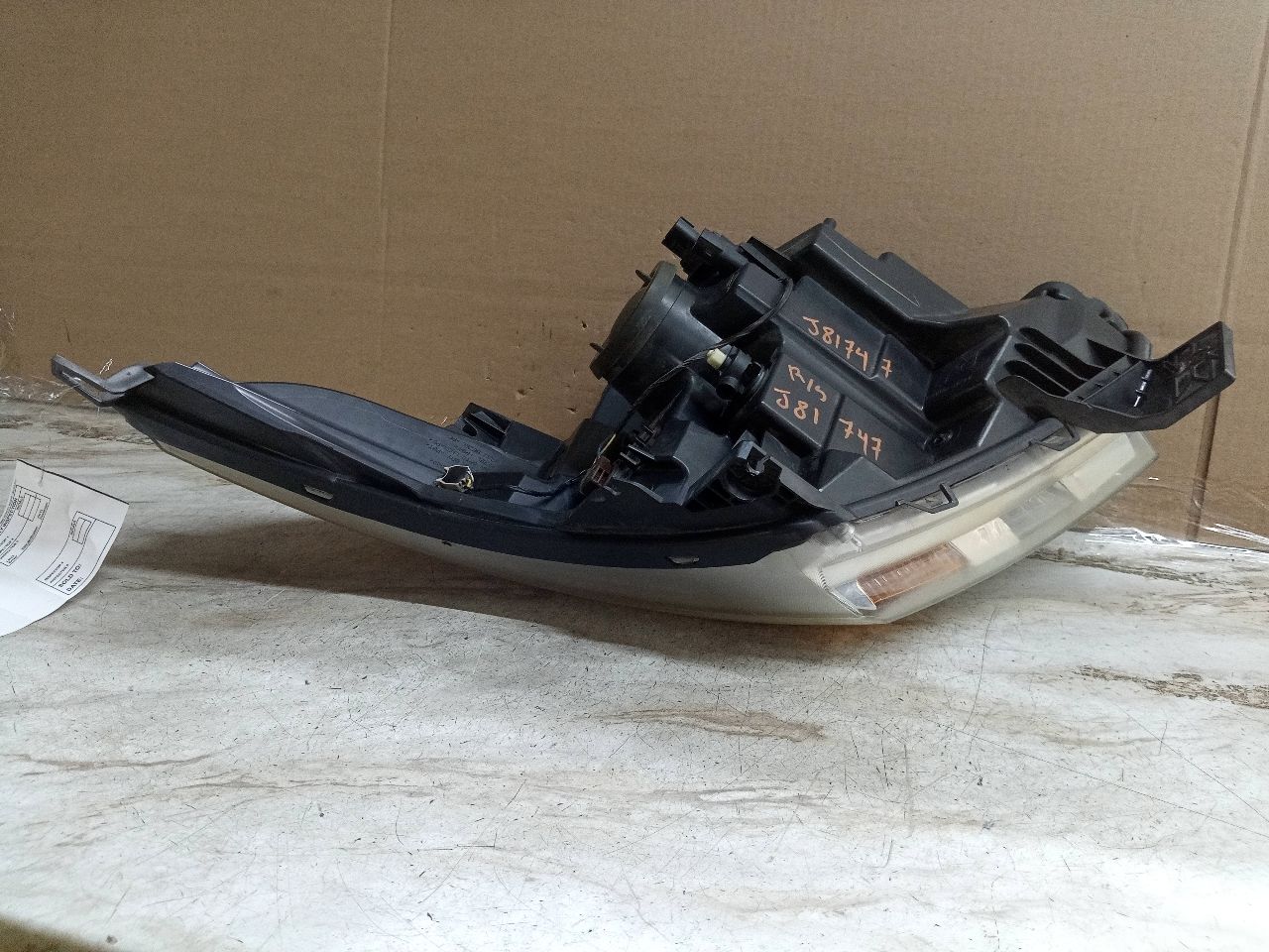 2015 FORD EXPLORER Right HEADLAMP ASSEMBLY - 268154 — photo 3