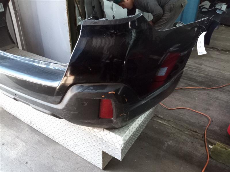 2018 SUBARU LEGACY BUMPER ASSY, REAR - 26887 — photo 1