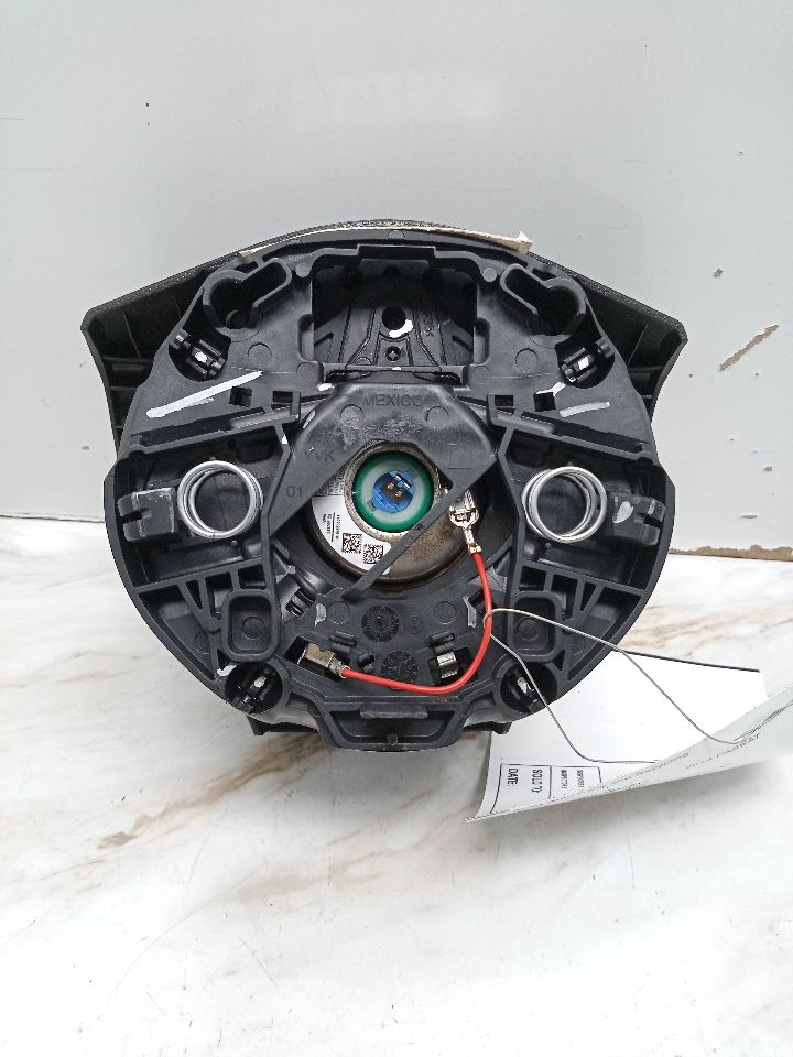 2014 VOLKSWAGEN PASSAT Left AIR BAG - 27053 — photo 3