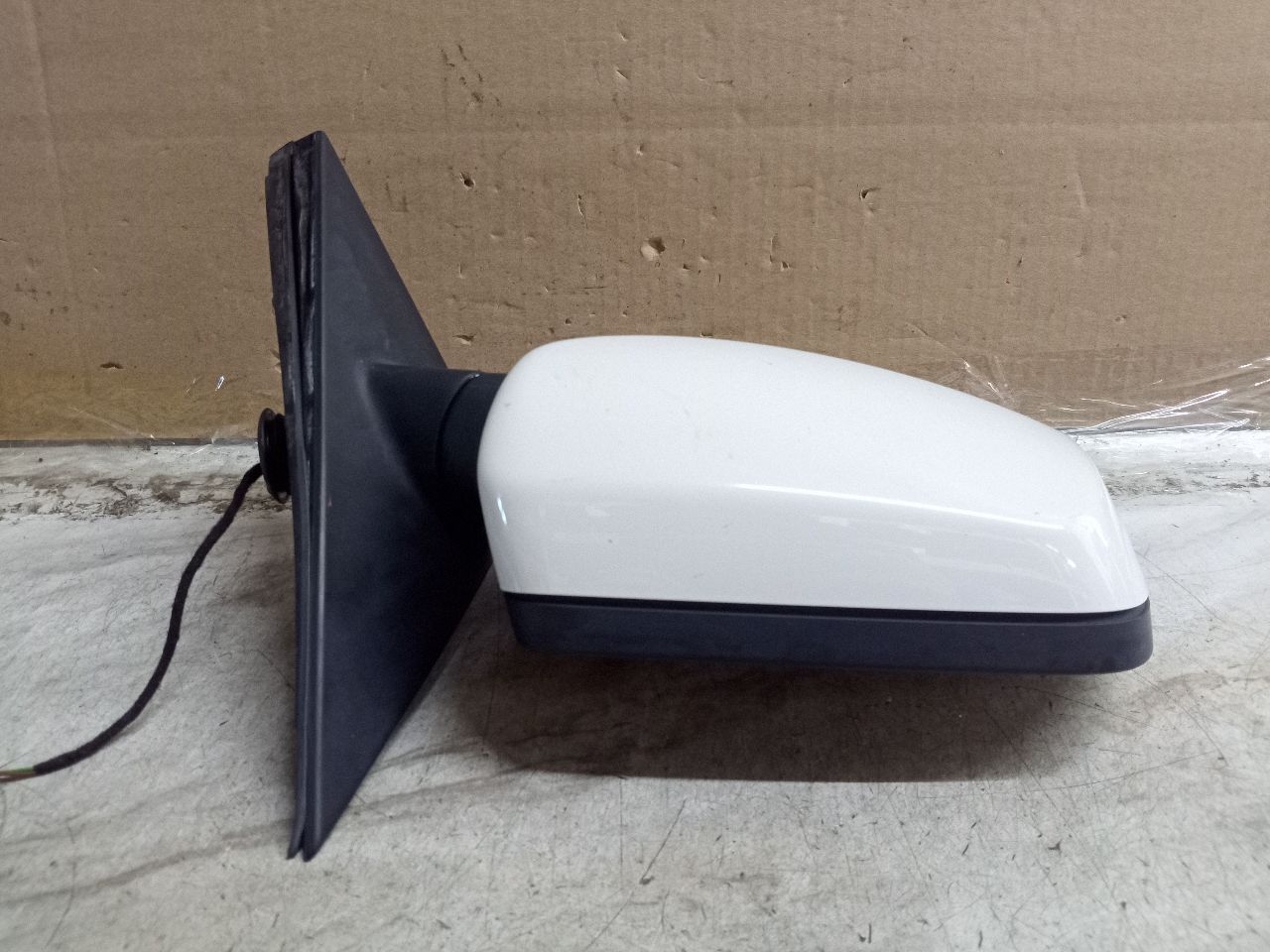 2010 BMW 528i 6cyl Gasoline 3.0 Right SIDE VIEW MIRROR - 273236 — photo 2