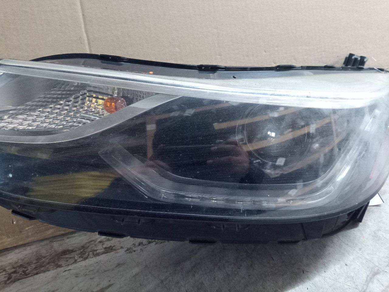 2018 CHEVROLET CRUZE 1.4L 4cyl Turbo Gasoline Left HEADLAMP ASSEMBLY - 274075 — photo 2