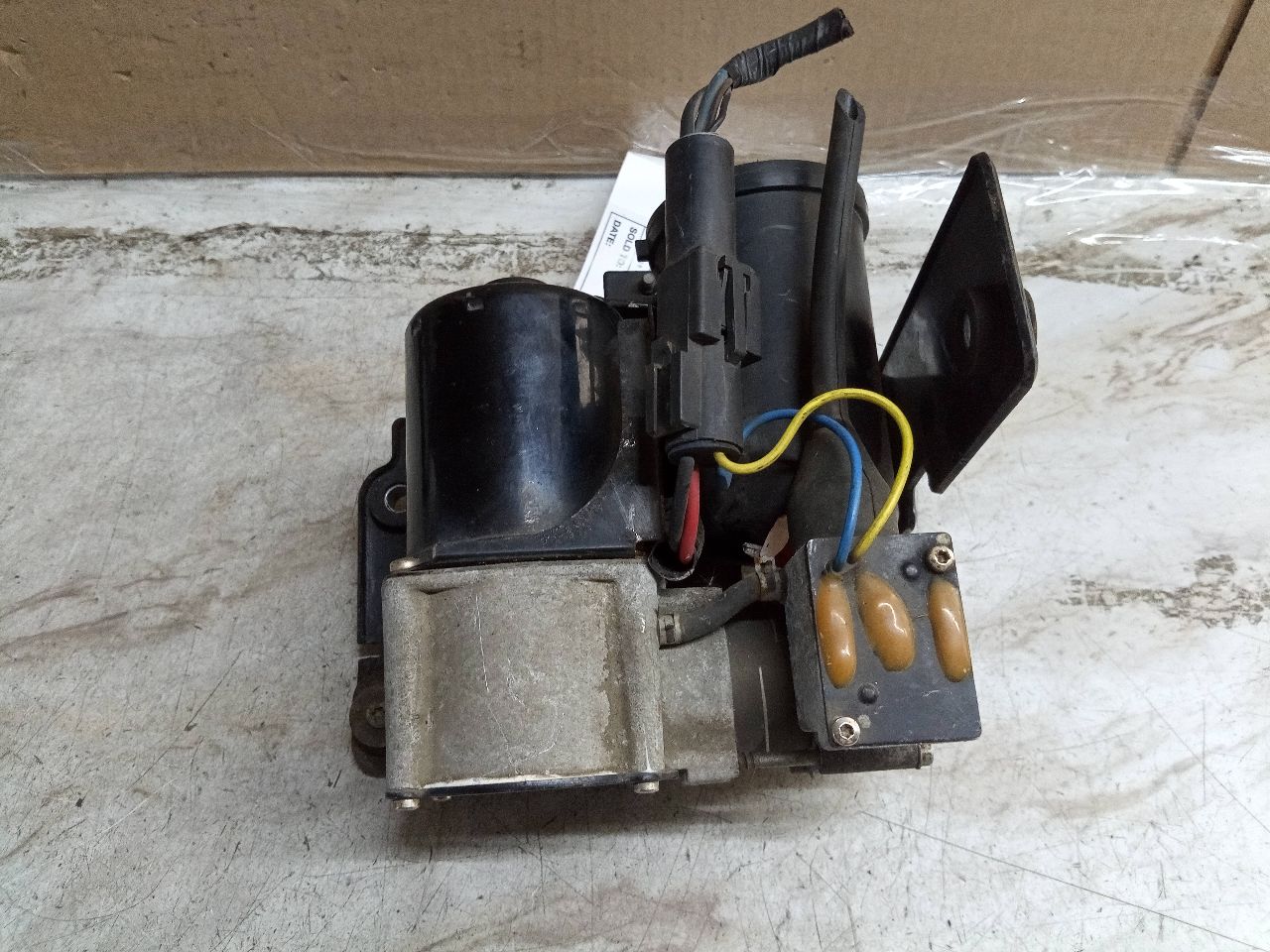 2008 LINCOLN NAVIGATOR 8cyl Gasoline 5.4 3-valv AC COMPRESSOR - 274152 — photo 2