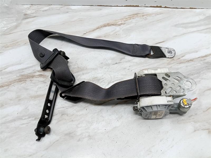 2007 GMC ACADIA Seat Belt, Front - 27475 — photo 2