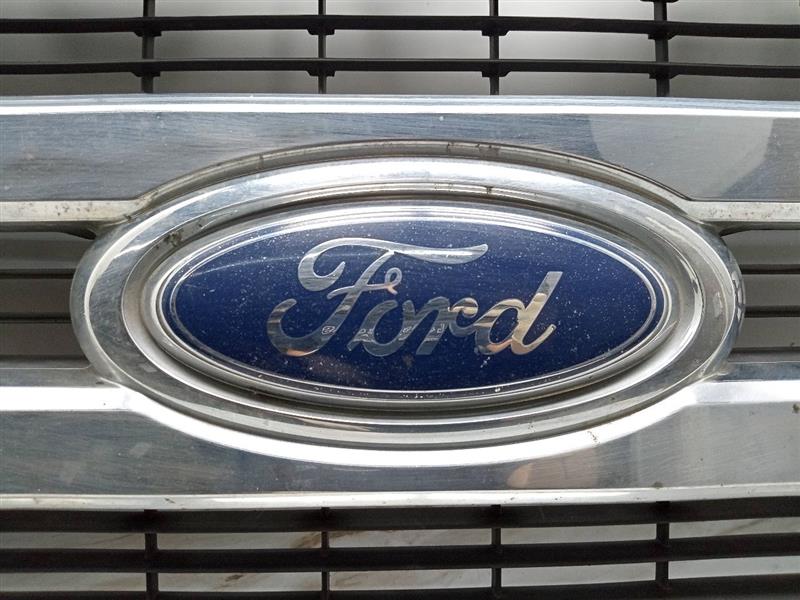 2009 FORD E250 VAN GRILLE - 27649 — photo 2