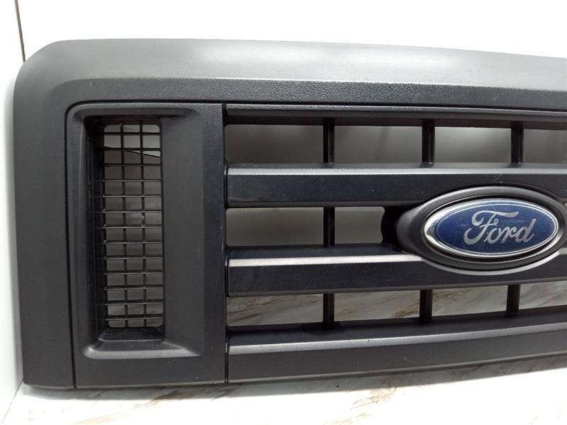 2008 FORD E350 VAN GRILLE - 27743 — photo 2