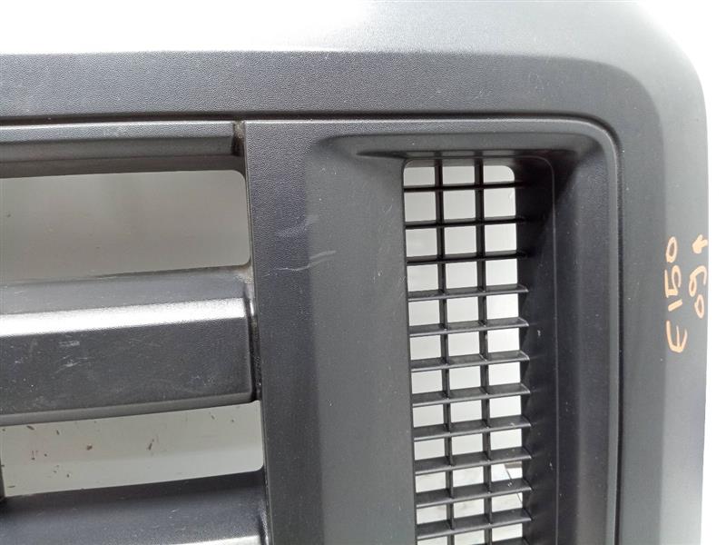 2008 FORD E350 VAN GRILLE - 27743 — photo 5