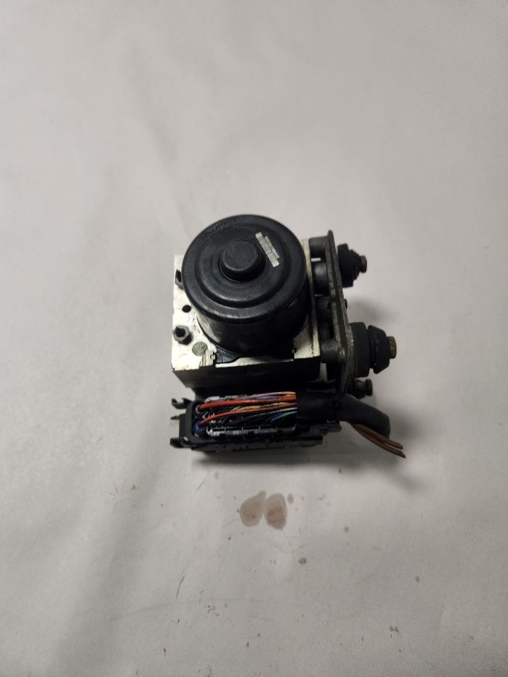 2010 MERCEDES-BENZ S-CLASS 8cyl Gasoline 5.5 Anti-lock Brake Pts - 279568