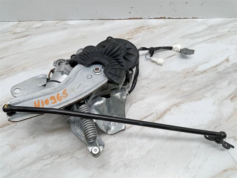 2017 SUBARU LEGACY Tailgate Lift Motor - 28357