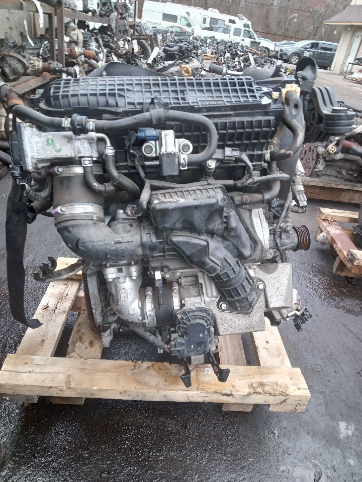 2014 INFINITI QX60 4cyl Electric 2.5 ENGINE ASSEMBLY - 286266 — photo 4