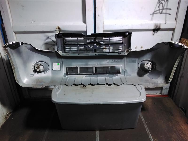 2008 FORD ESCAPE BUMPER ASSY, FRONT - 2867 — photo 1