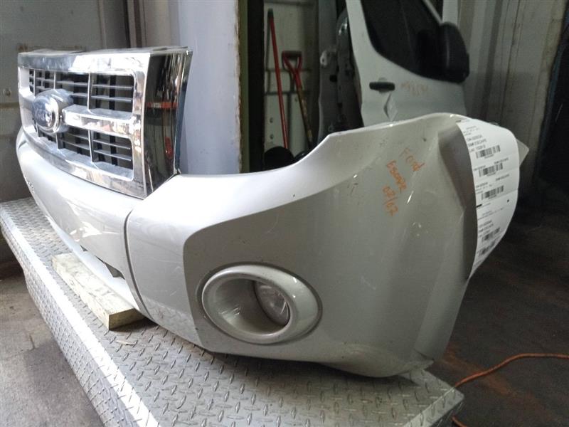 2008 FORD ESCAPE BUMPER ASSY, FRONT - 2867 — photo 7