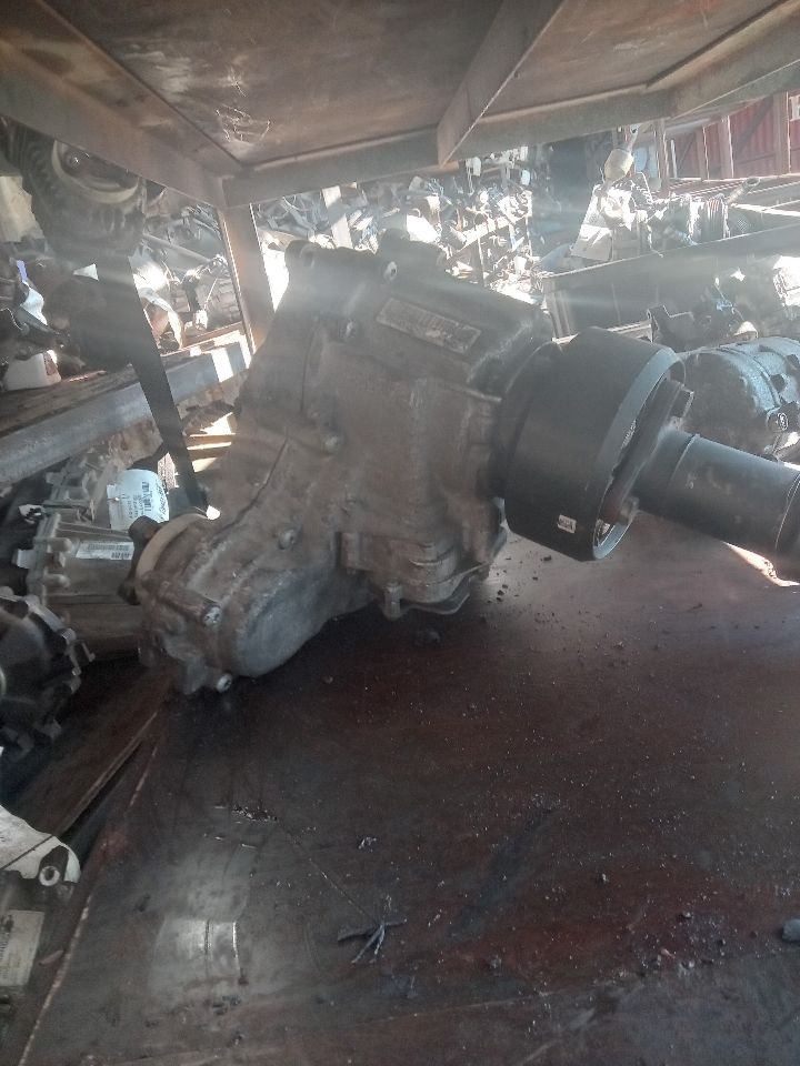 2015 BMW 528i 4cyl Gasoline Turbo 2.0 TRANSFER CASE ASSY - 287638 — photo 3