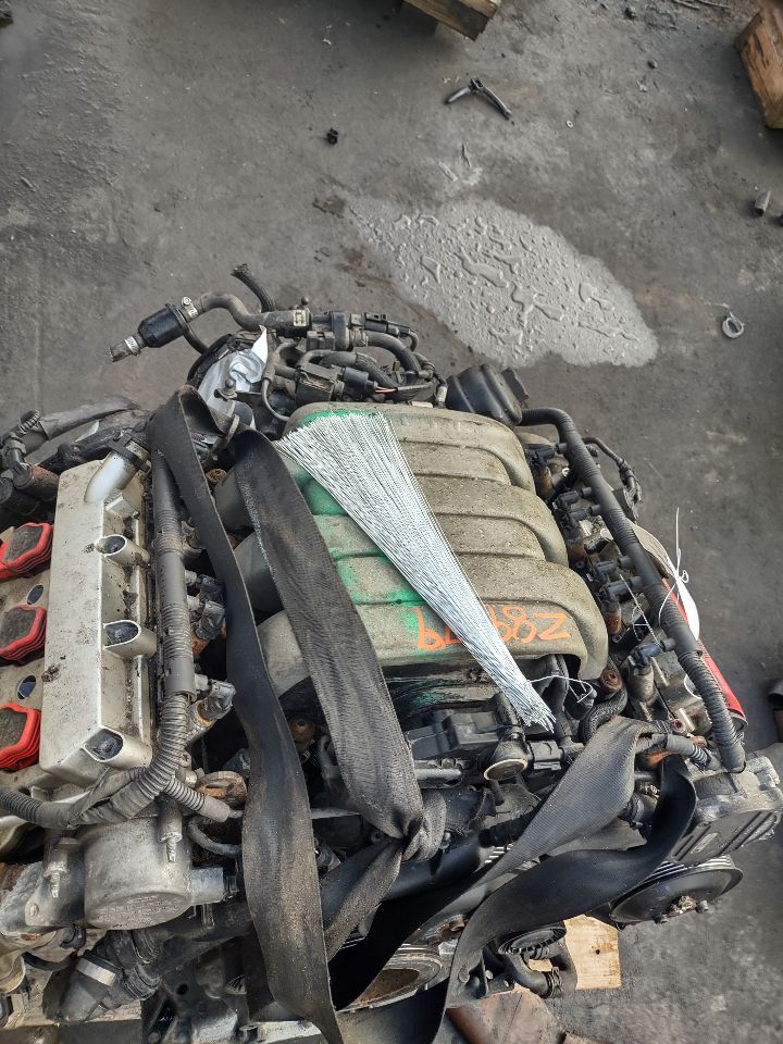 2010 AUDI Q5 6cyl Gasoline 3.2 ENGINE ASSEMBLY - 287958 — photo 2