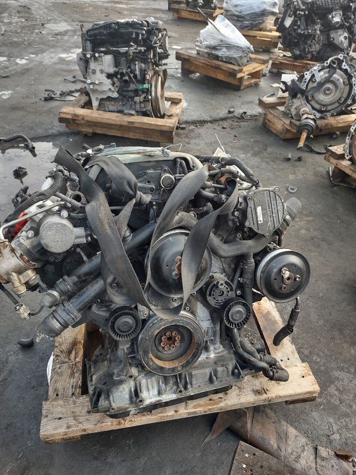 2010 AUDI Q5 6cyl Gasoline 3.2 ENGINE ASSEMBLY - 287958 — photo 3
