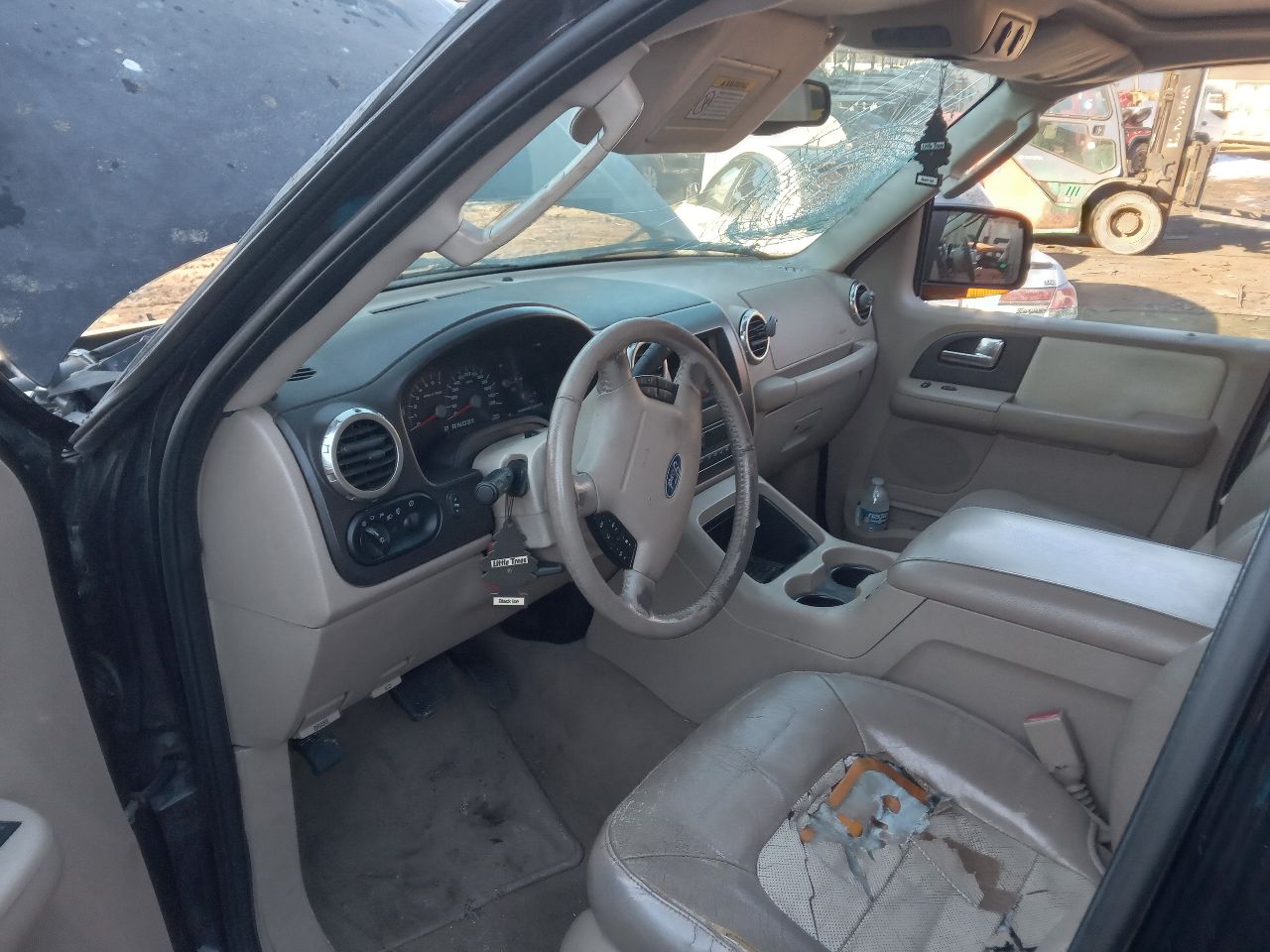 2004 FORD EXPEDITION 8cyl Gasoline 5.4 AC COMPRESSOR - 289453 — photo 2