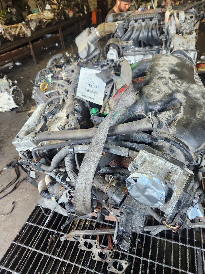 2011 TOYOTA SIENNA 6cyl Gasoline 3.5 ENGINE ASSEMBLY - 291413 — photo 4