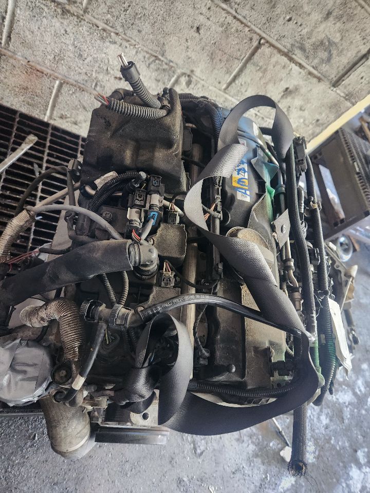 2017 BMW X1 2.0L 4cyl Turbo Gasoline ENGINE ASSEMBLY - 291427 — photo 2