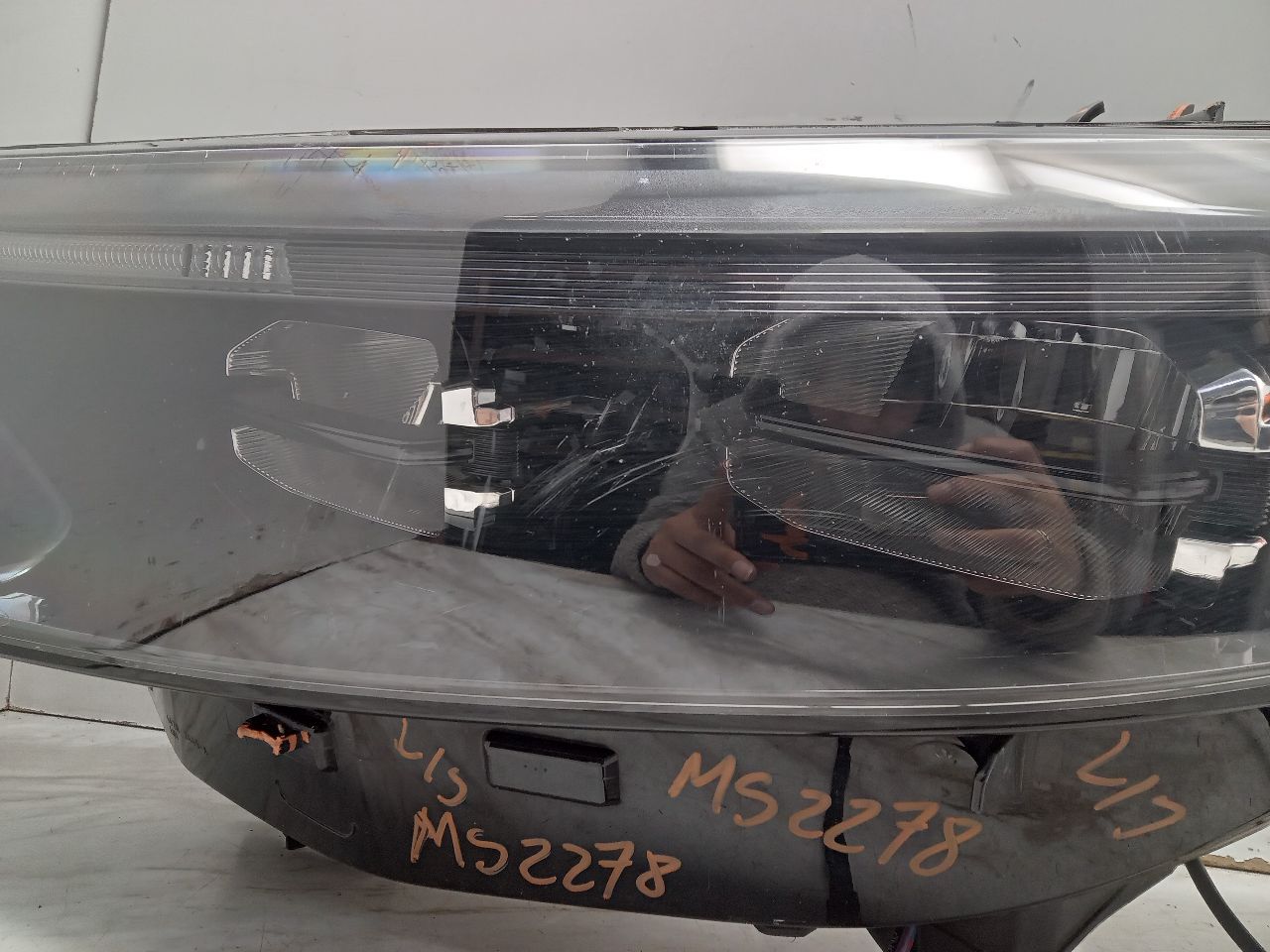 2020 FORD EXPLORER 3.3L 6cyl Gasoline VVT Left HEADLAMP ASSEMBLY - 294479 — photo 2