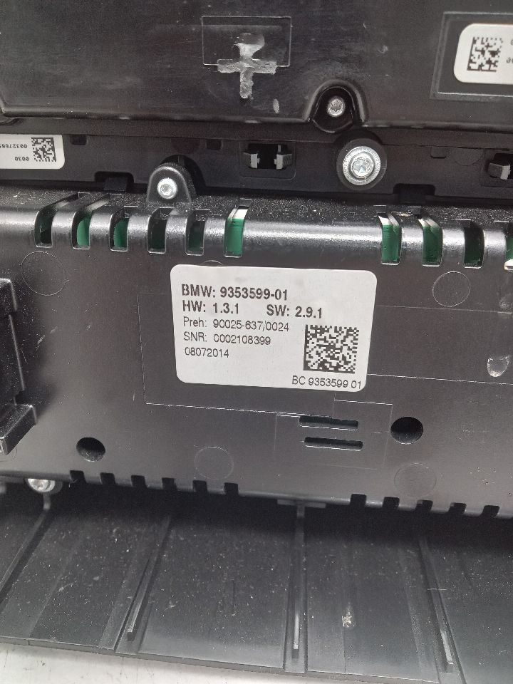 2015 BMW 535i 6cyl Gasoline Turbo 3.0 TEMP CONTROL - 294501 — photo 4