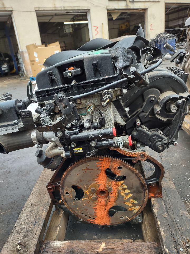 2016 CHEVROLET SONIC 4cyl Gasoline 1.8 ENGINE ASSEMBLY - 294703 — photo 2