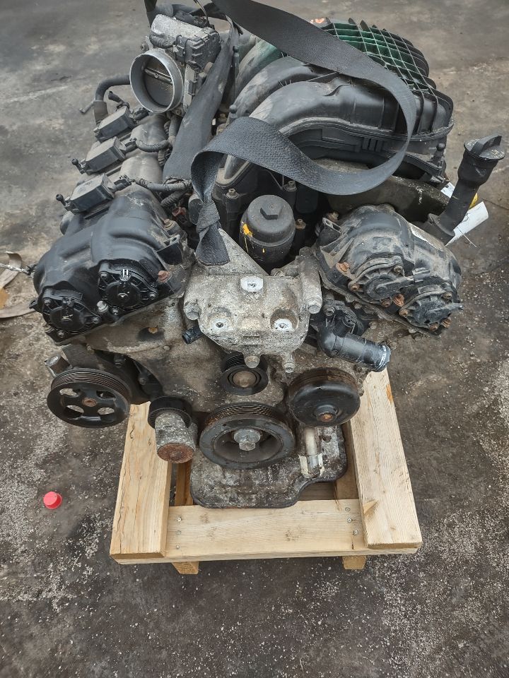 2012 DODGE JOURNEY 6cyl Gasoline 3.6 ENGINE ASSEMBLY - 294706 — photo 3
