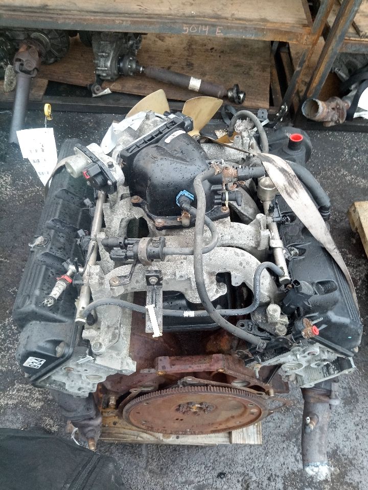 2010 FORD E350 VAN 6.8L Triton V10 ENGINE ASSEMBLY - 294804 — photo 3