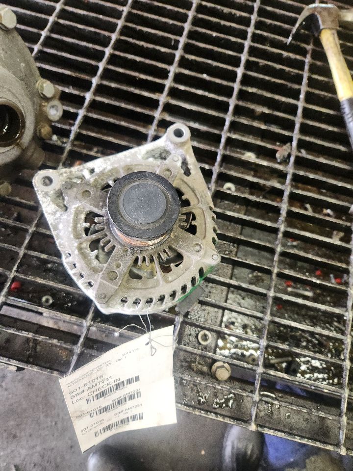 2014 BMW 320i 4cyl Gasoline Turbo 2.0 ALTERNATOR - 297796