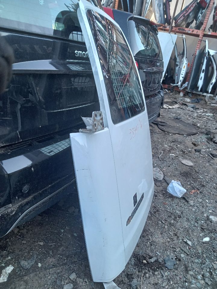 2019 CHEVROLET EXPRESS 2500 VAN 4.3L 6cyl Gasoline VVT Left Dr Assm, Rear Back - 297925 — photo 2