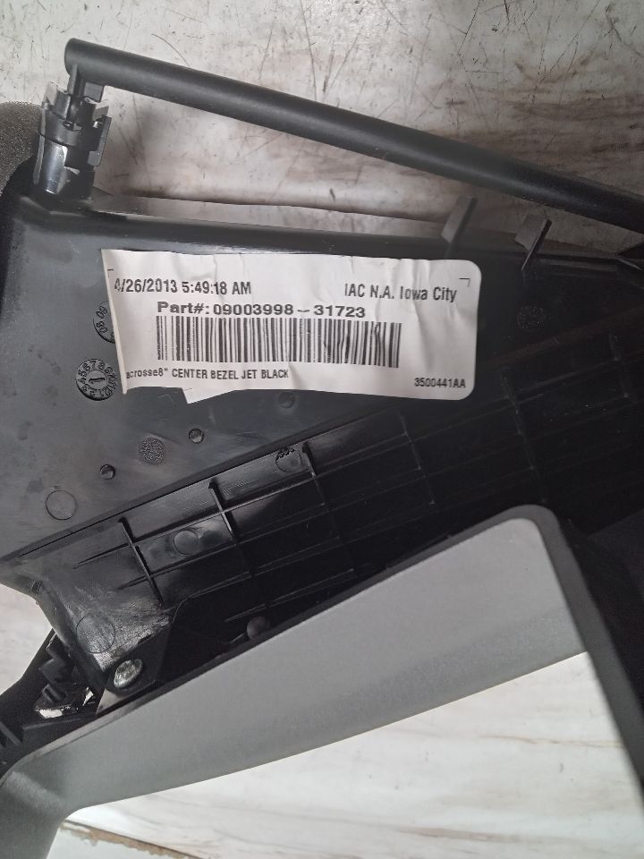2013 BUICK LACROSSE 6 cyl Gas Flex Fuel 3.6 Radio Audio - 298051 — photo 8