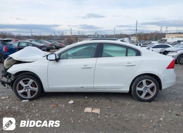 2013 VOLVO 60 SERIES 5cyl Gasoline Turbo 2.5 Turbo-Supercharger - 298069