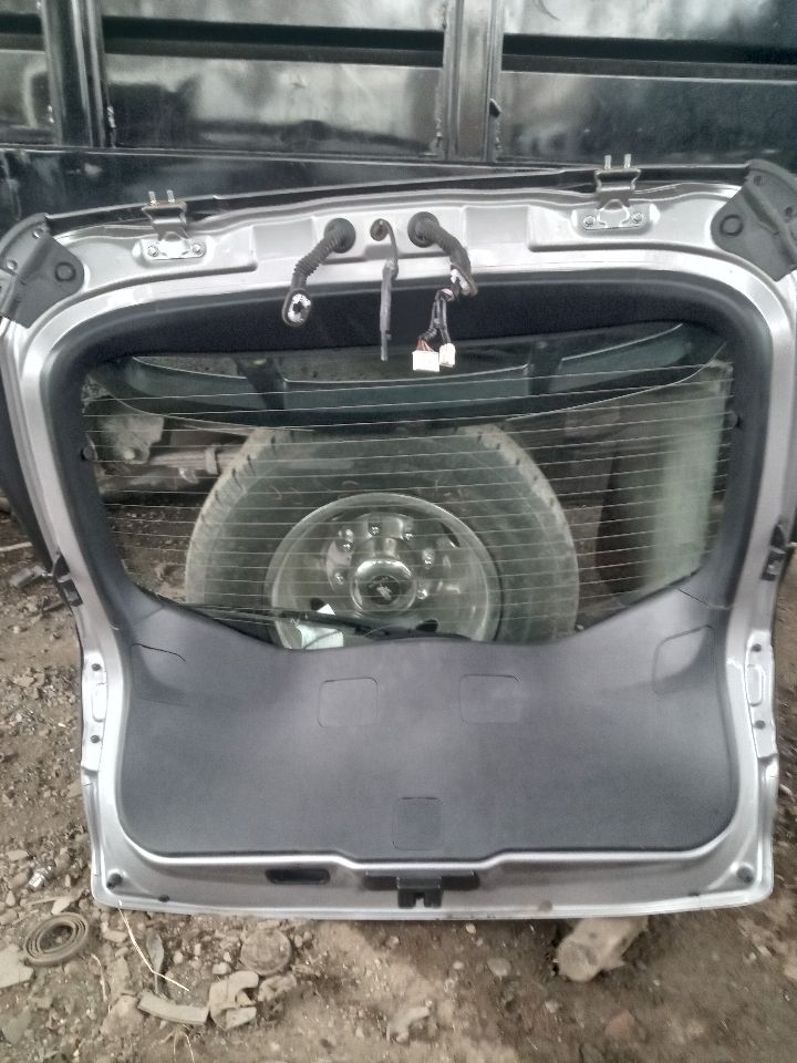 2019 TOYOTA C-HR 2.0L 4cyl Gasoline VVT Decklid  Tailgate - 298919