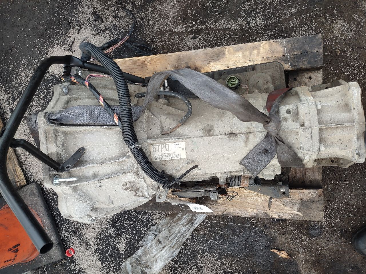 2005 CHEVROLET COLORADO 5cyl Gasoline 3.5 Transmiss,Transaxle - 301205