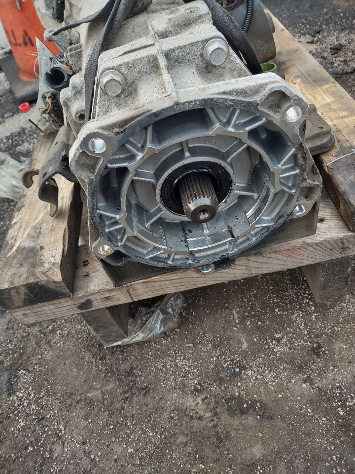 2005 CHEVROLET COLORADO 5cyl Gasoline 3.5 Transmiss,Transaxle - 301205 — photo 3