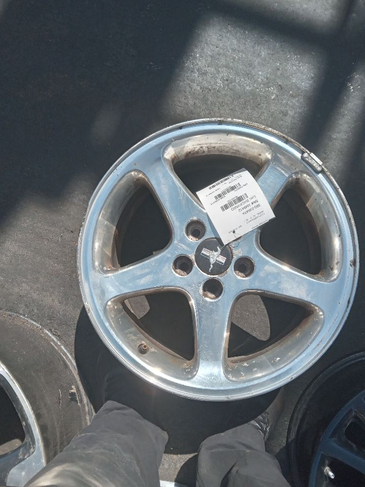 2007 FORD MUSTANG 6cyl Gasoline 4.0 WHEEL - 301231 — photo 2