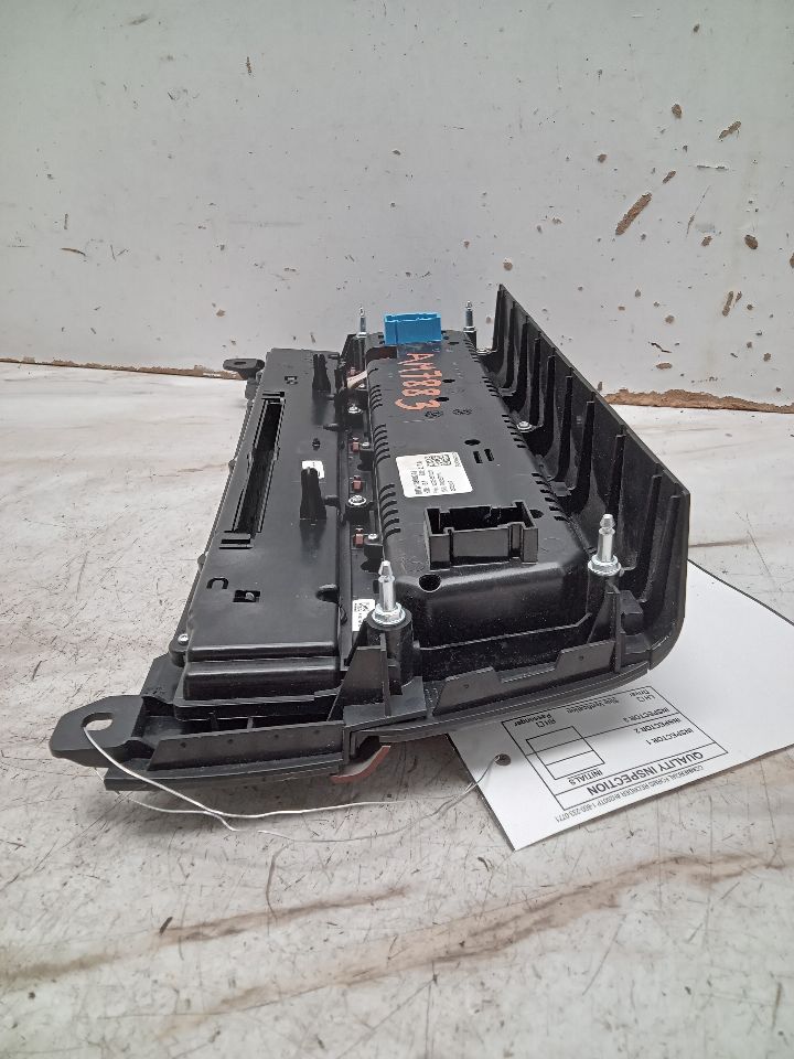 2015 BMW 528i 4cyl Gasoline Turbo 2.0 TEMP CONTROL - 301600 — photo 7