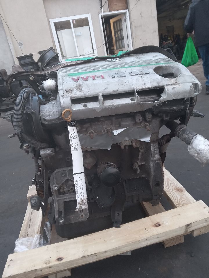 2004 TOYOTA SIENNA 6cyl Gasoline 3.3 ENGINE ASSEMBLY - 302743 — photo 2