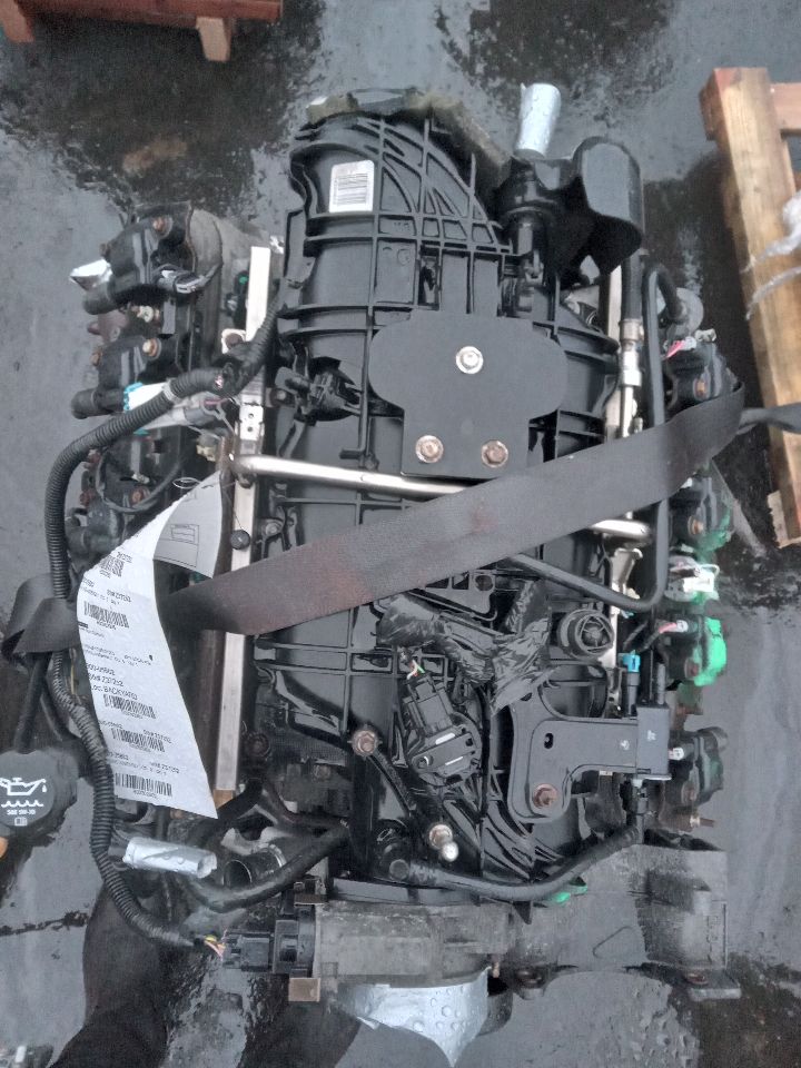 2011 CADILLAC ESCALADE 8cyl Gasoline 6.2 FLEX ENGINE ASSEMBLY - 302905