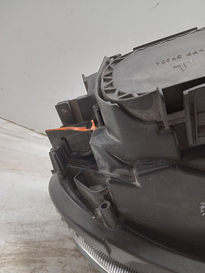 2012 MINI COOPER COUNTRYMAN 4cyl Gasoline Turbo 1.6 Right HEADLAMP ASSEMBLY - 303051 — photo 6