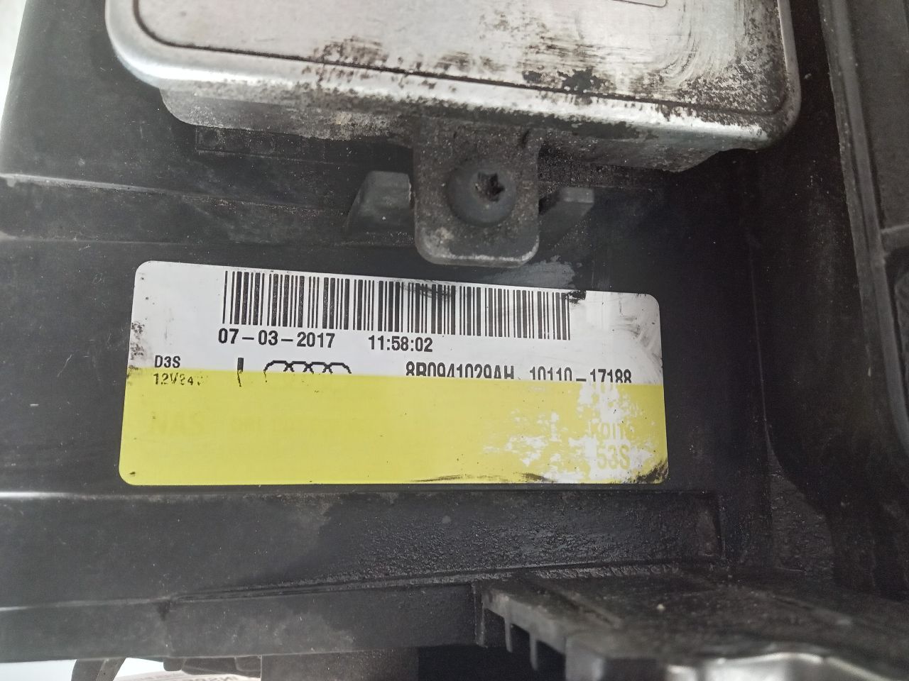 2010 AUDI Q5 6cyl Gasoline 3.2 Left HEADLAMP ASSEMBLY - 304145 — photo 6