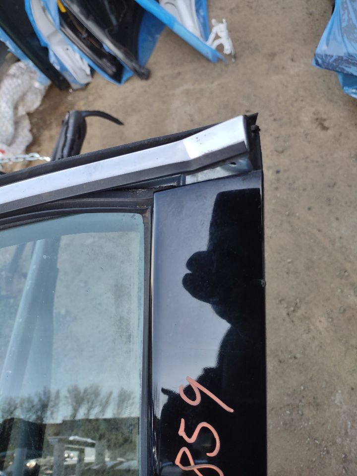 2013 HYUNDAI SANTA FE 6cyl Gasoline 3.3 Left DOOR ASSEMBLY, FR - 304636