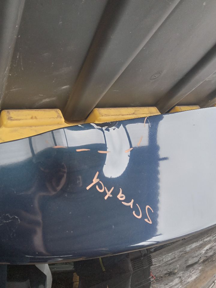 2014 MITSUBISHI OUTLANDER 4cyl Gasoline 2.4 Decklid  Tailgate - 304845 — photo 4