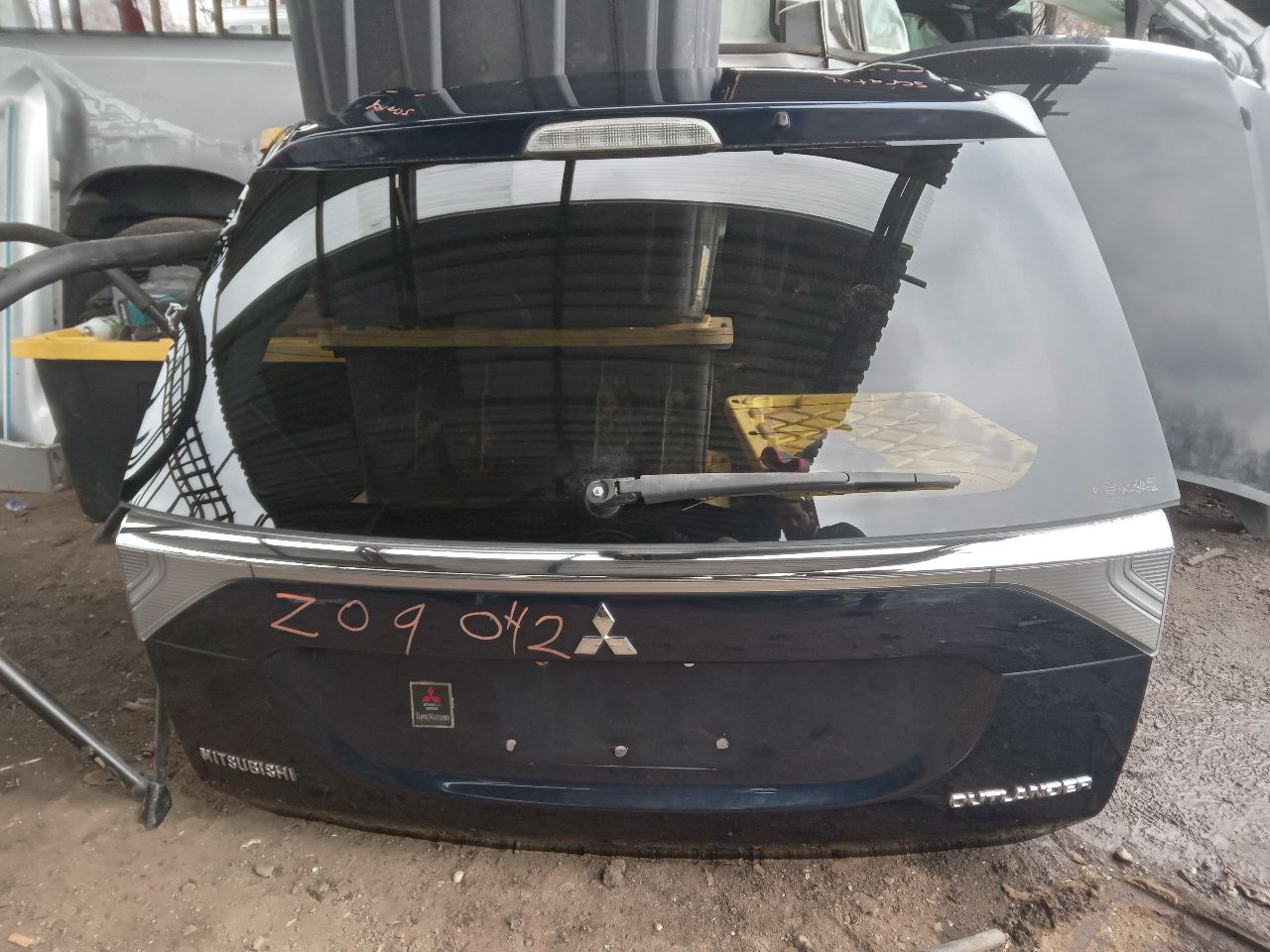 2014 MITSUBISHI OUTLANDER 4cyl Gasoline 2.4 Decklid  Tailgate - 304845 — photo 5