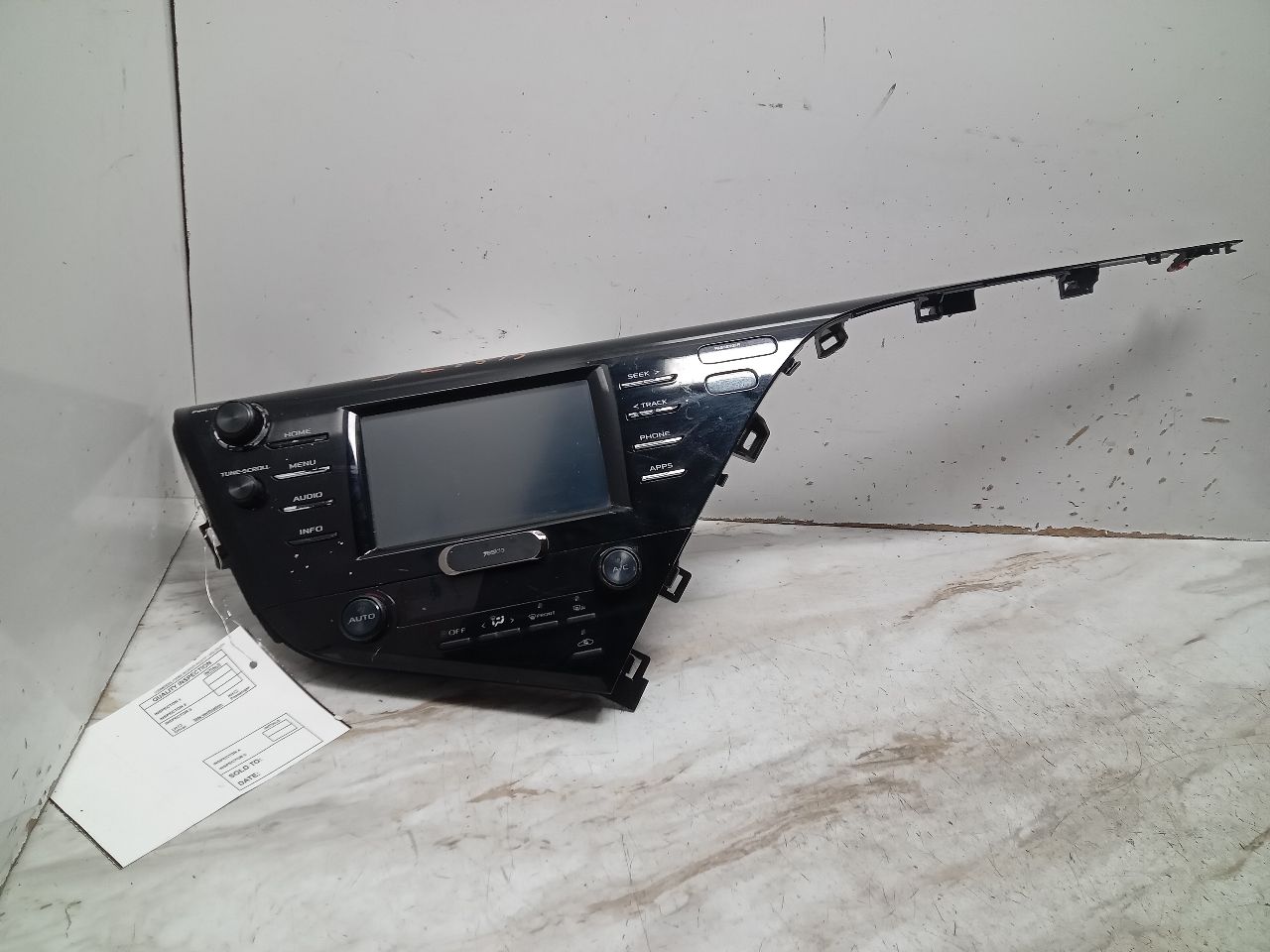 2018 TOYOTA CAMRY 2.5L 4cyl Gasoline VVT Radio Audio - 304868